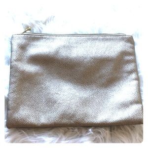 Gold clutch